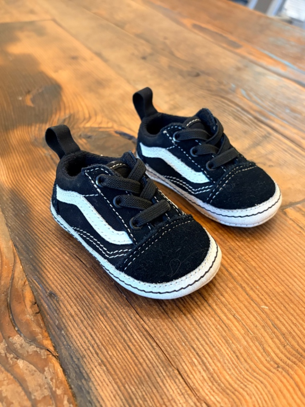 (New) Vans Old Skool Crib Shoe - Size 2
